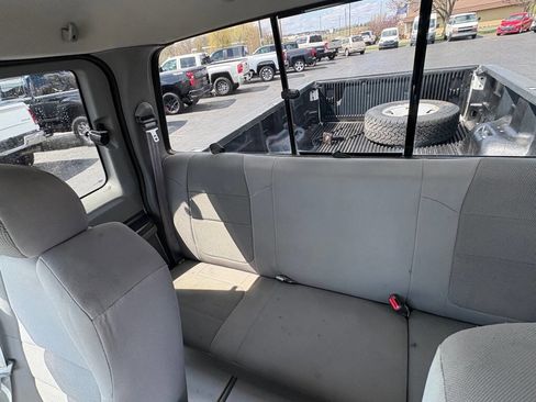 Used 2005 Ford F250 4x4 SuperCab Super Duty image 16
