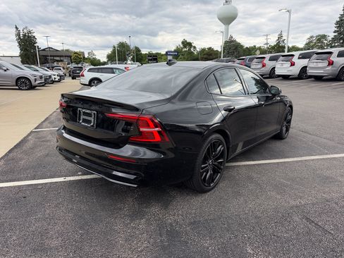 Used 2024 Volvo S60 B5 Plus w/ Climate Package AWD/4WD image 4