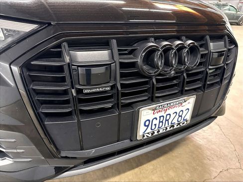 Used 2023 Audi Q7 3.0T Premium Plus w/ Premium Plus Package AWD/4WD image 31