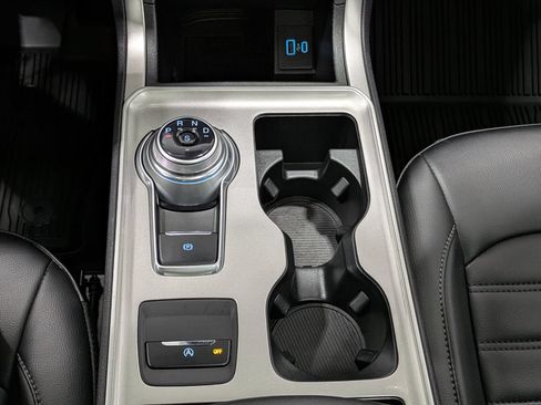 Used 2023 Ford Edge SEL w/ Convenience Package AWD/4WD image 13