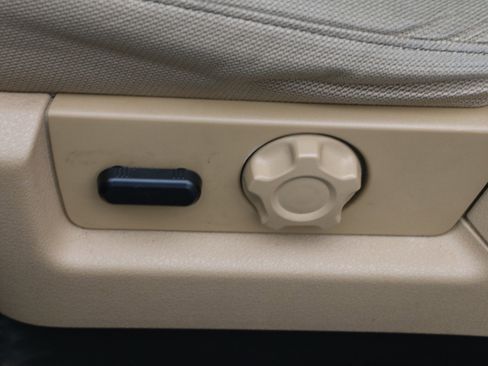 Used 2014 Ford F150 XLT w/ Equipment Group 302A Luxury image 22