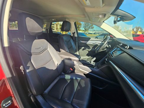 Used 2019 Cadillac XT5 Luxury image 11