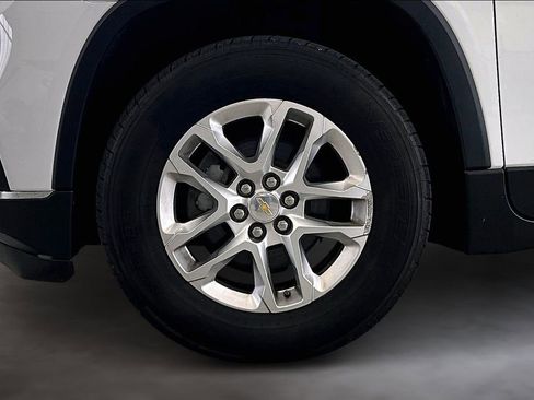 Used 2019 Chevrolet Traverse LT image 10