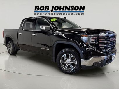 Certified 2025 GMC Sierra 1500 SLT