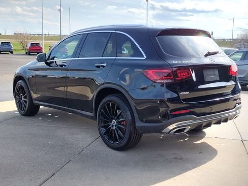 Used 2022 Mercedes-Benz GLC 300 4MATIC image 7