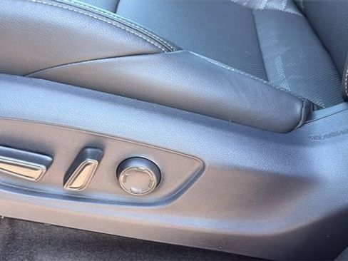 New 2025 Toyota Tacoma TRD Off-Road image 22