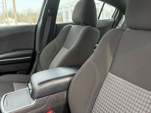 Used 2023 Dodge Charger SXT RWD image 28