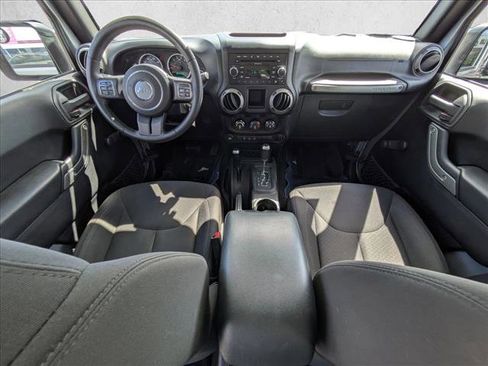 Used 2015 Jeep Wrangler Unlimited Sport w/ Connectivity Group image 22