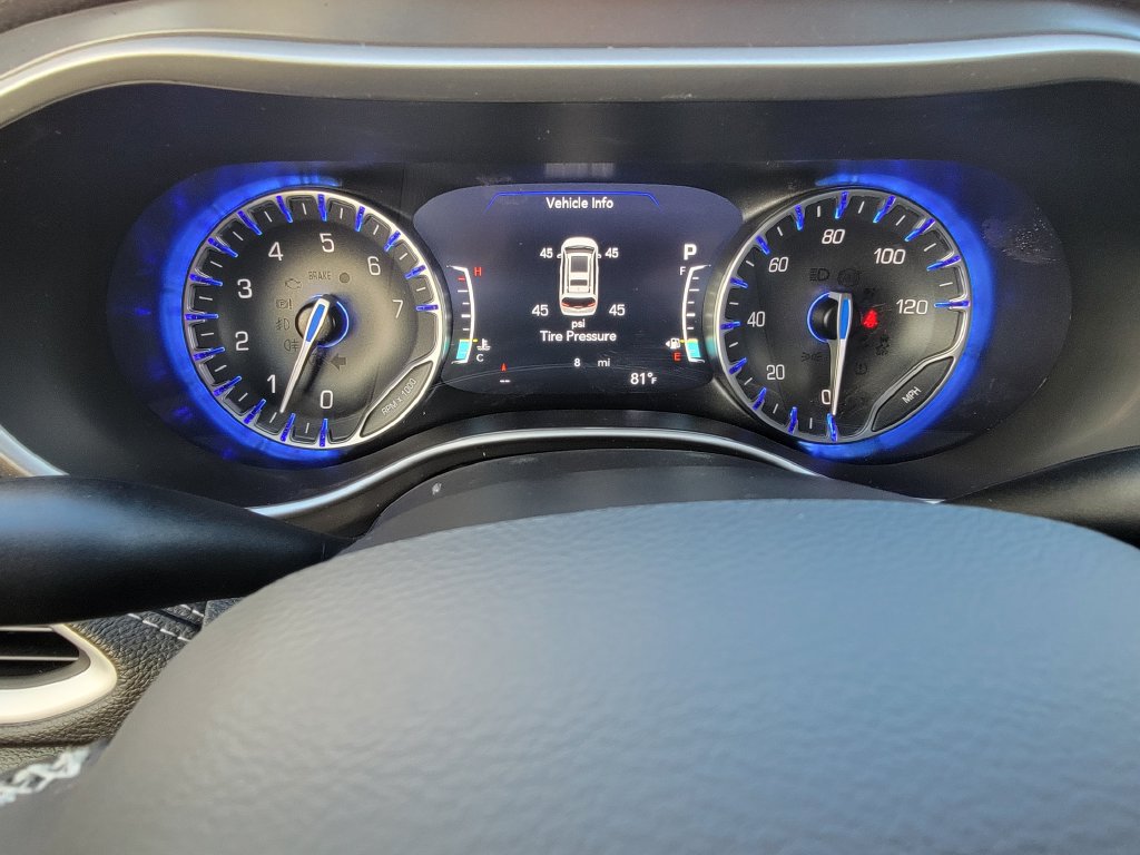 New 2026 Chrysler Pacifica Select FWD image 18