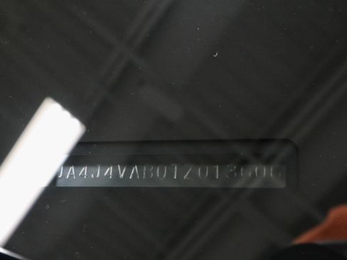 New 2026 Mitsubishi Outlander SE image 32