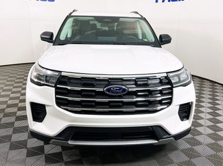 Used 2025 Ford Explorer Active video 2