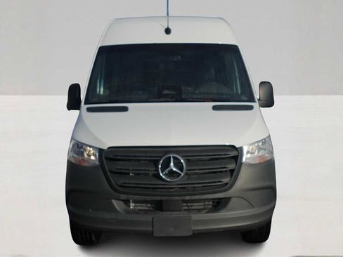 New 2025 Mercedes-Benz Sprinter 2500 image 2