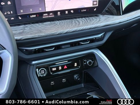 New 2025 Audi Q5 Premium Plus AWD/4WD image 32
