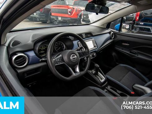 Used 2023 Nissan Versa SV image 24