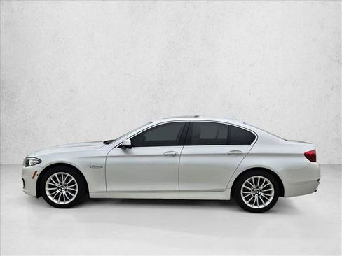 Used 2016 BMW 528i Sedan RWD image 8