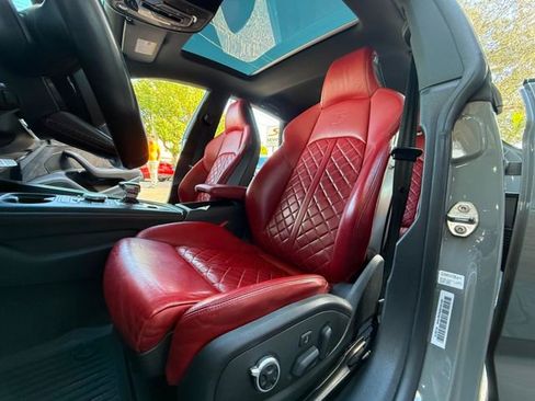 Used 2019 Audi S5 Prestige w/ S Sport Package image 16