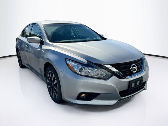 Used 2018 Nissan Altima 2.5 SV FWD image 3