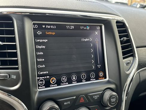 Used 2018 Jeep Grand Cherokee Summit AWD/4WD image 24