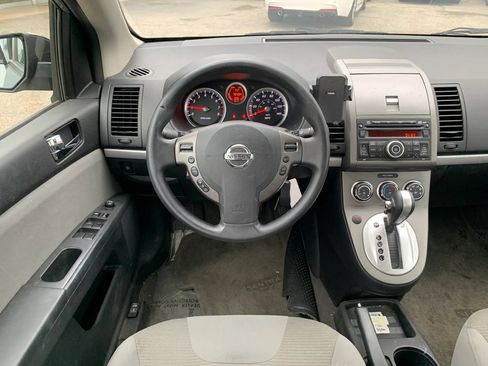 Used 2011 Nissan Sentra 2.0 S FWD image 12