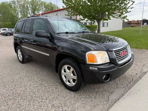Used 2009 GMC Envoy SLE w/ Sun And Sound Package AWD/4WD image 3