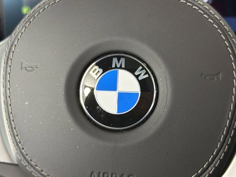 Used 2026 BMW X7 xDrive40i w/ M Sport Package image 28