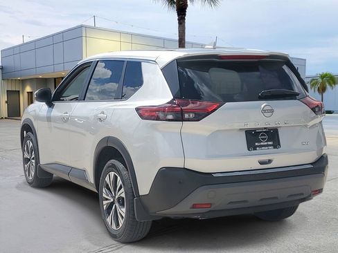 Certified 2023 Nissan Rogue SV FWD image 6