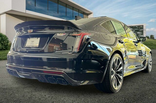 New 2026 Cadillac CT5 V Blackwing w/ Carbon Fiber 2 Package RWD image 4