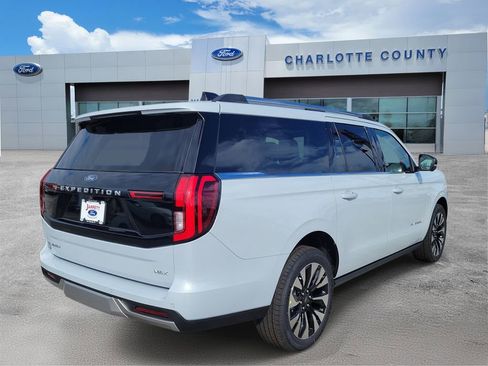 New 2026 Ford Expedition Max Platinum AWD/4WD image 4