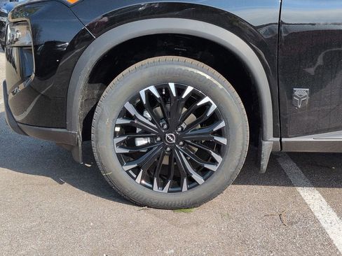 New 2026 Nissan Rogue SV AWD/4WD image 13