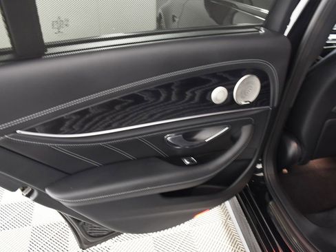Used 2021 Mercedes-Benz E 63 AMG S image 23