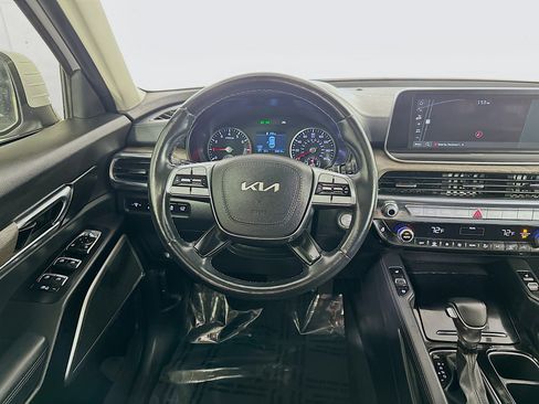 Certified 2022 Kia Telluride EX w/ EX Premium Package AWD/4WD image 23