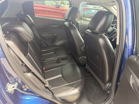 Used 2022 Chevrolet Spark ACTIV FWD image 4