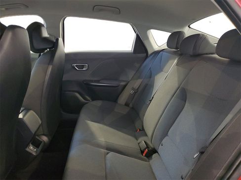 Certified 2025 Kia K4 LXS image 13