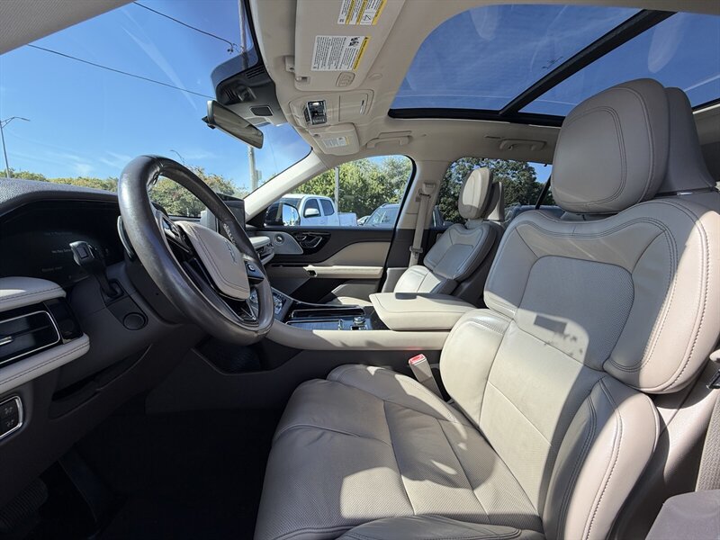 Used 2020 Lincoln Aviator Reserve w/ Equipment Group 202A AWD/4WD image 17