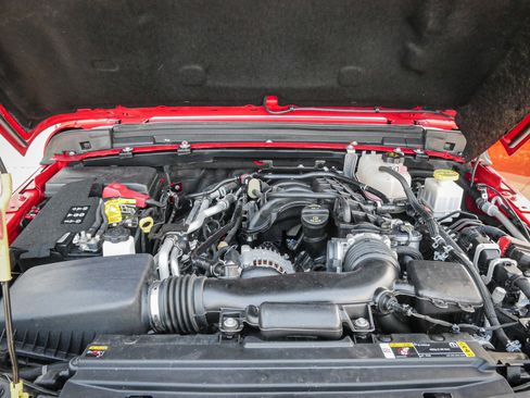 Used 2021 Jeep Gladiator Rubicon w/ LED Lighting Group AWD/4WD image 32