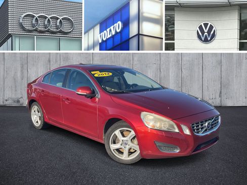 Used 2012 Volvo S60 T5 image 1