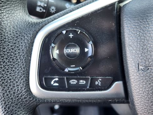 Certified 2019 Honda CR-V LX image 22