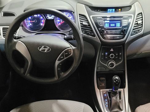 Used 2016 Hyundai Elantra SE FWD image 22