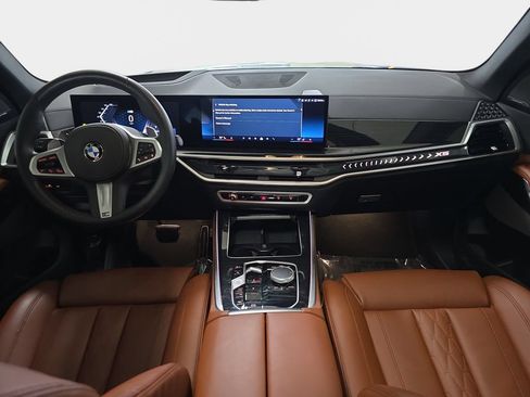 Certified 2025 BMW X5 sDrive40i w/ M Sport Package RWD image 11