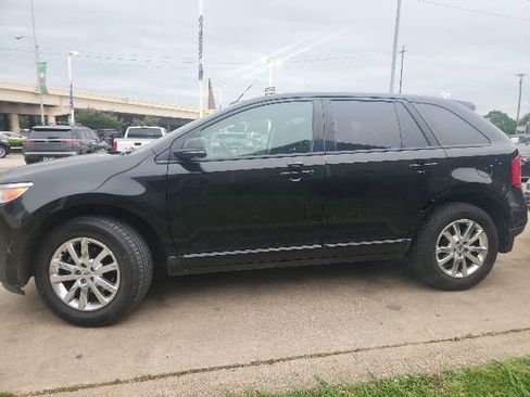 Used 2014 Ford Edge SEL w/ Equipment Group 205A AWD/4WD image 4