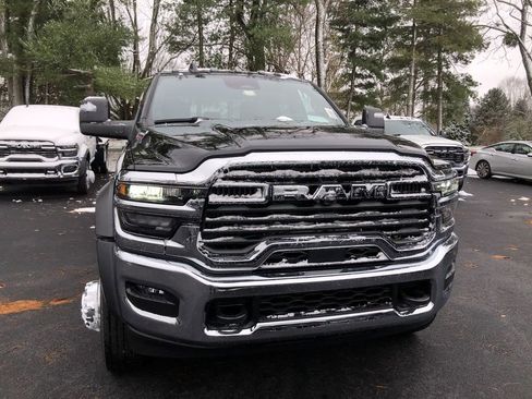 New 2026 RAM 4500 Tradesman w/ Chrome Appearance Group AWD/4WD image 16