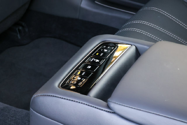 Used 2021 Lexus LS 500 AWD w/ Interior Upgrade Package image 37