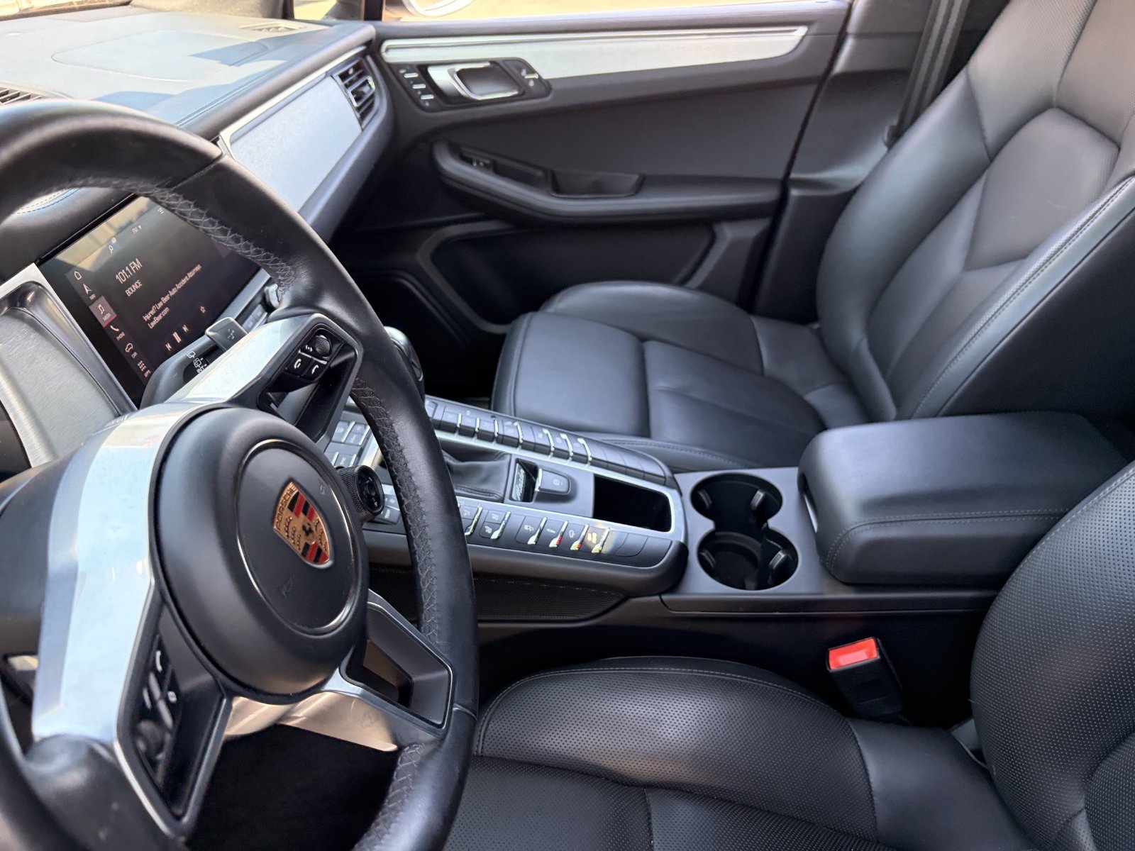 Used 2021 Porsche Macan GTS AWD/4WD image 19