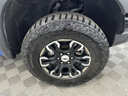 Used 2022 Chevrolet Silverado 1500 ZR2 w/ Technology Package AWD/4WD image 14