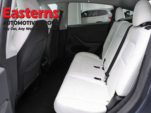 Used 2023 Tesla Model Y AWD image 16