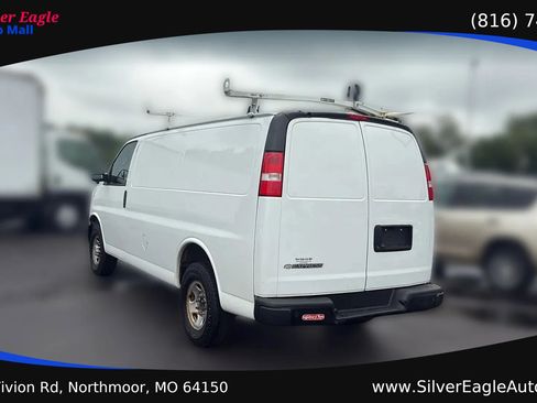 Used 2020 Chevrolet Express 2500 w/ Safety Package RWD image 3