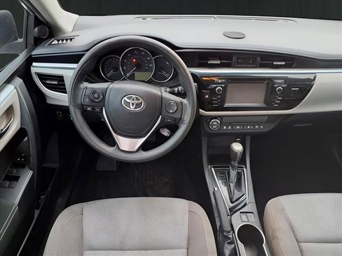 Used 2016 Toyota Corolla LE image 12