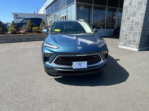 New 2026 Buick Encore GX Sport Touring image 2