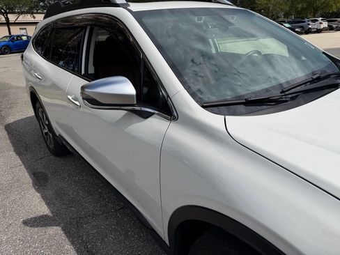 Used 2022 Subaru Outback Touring AWD/4WD image 16