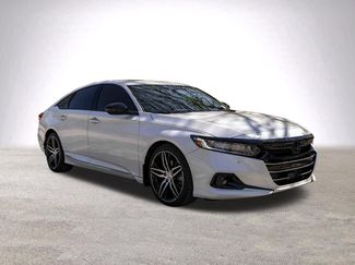 Used 2021 Honda Accord Touring video 2